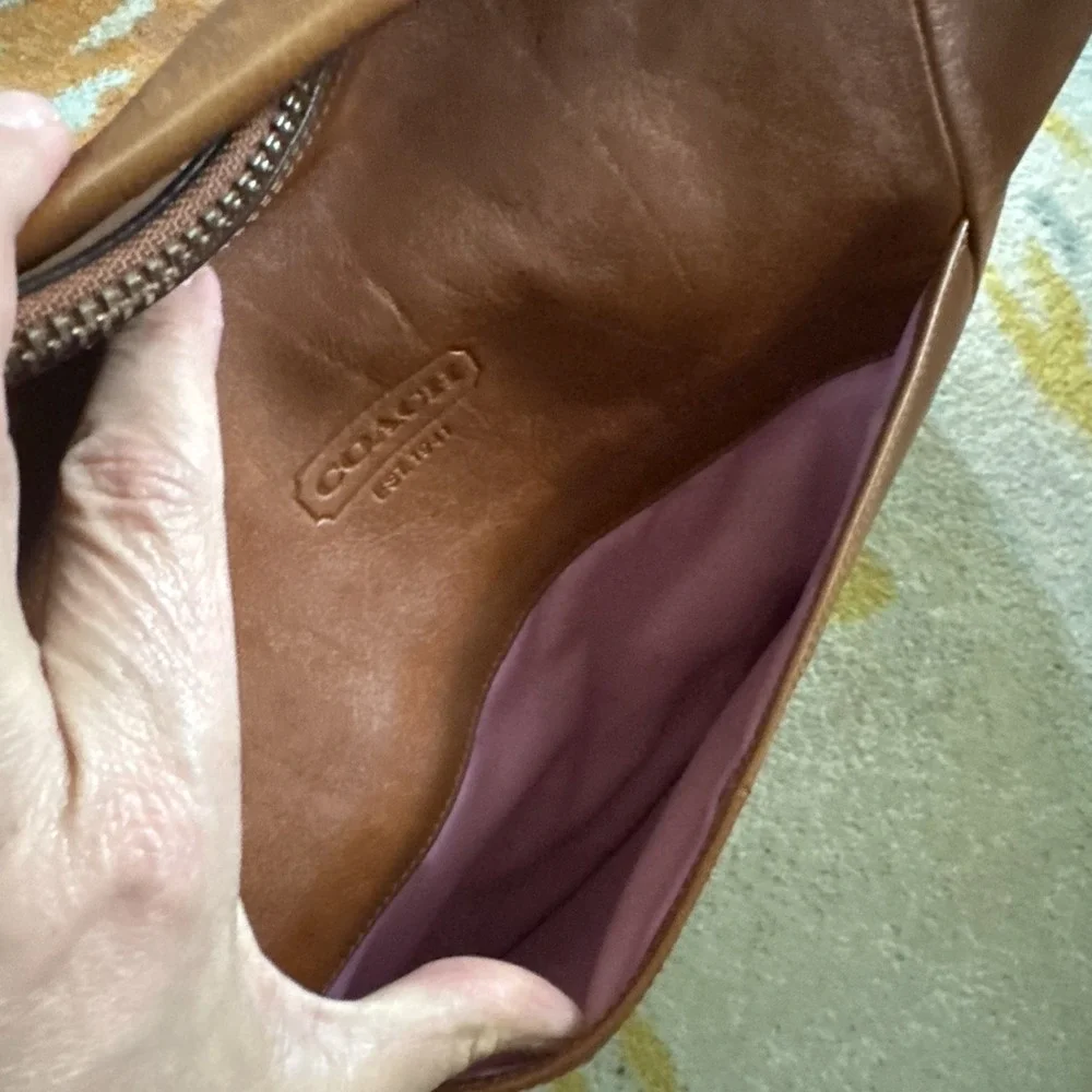 Vintage '08 Coach Soho Pleated Brown Leather Large Hobo Shoulder Bag Purse 12685